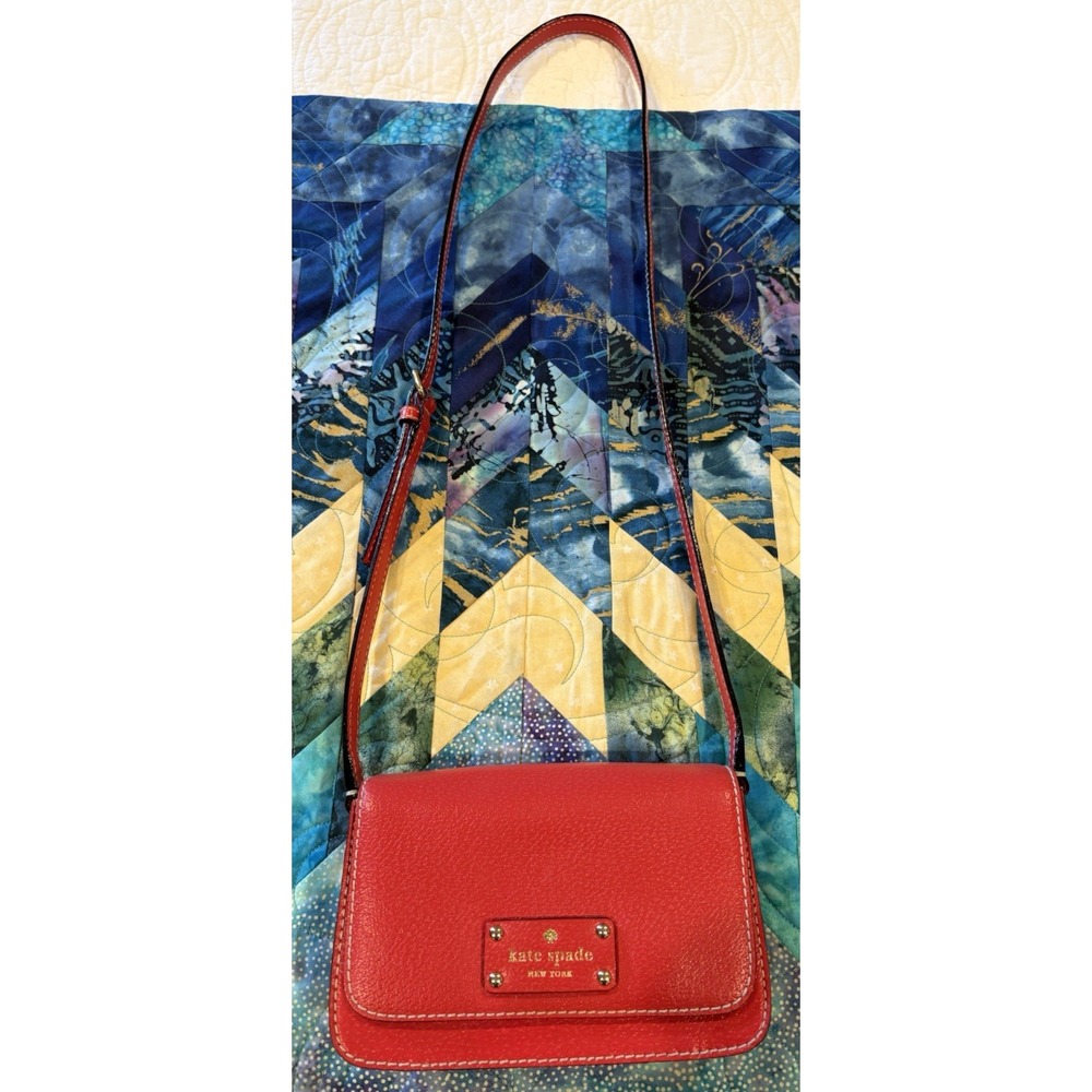 KATE SPADE Red Leather Crossbody Small Bag Purse Handbag Magnetic Closure EUC